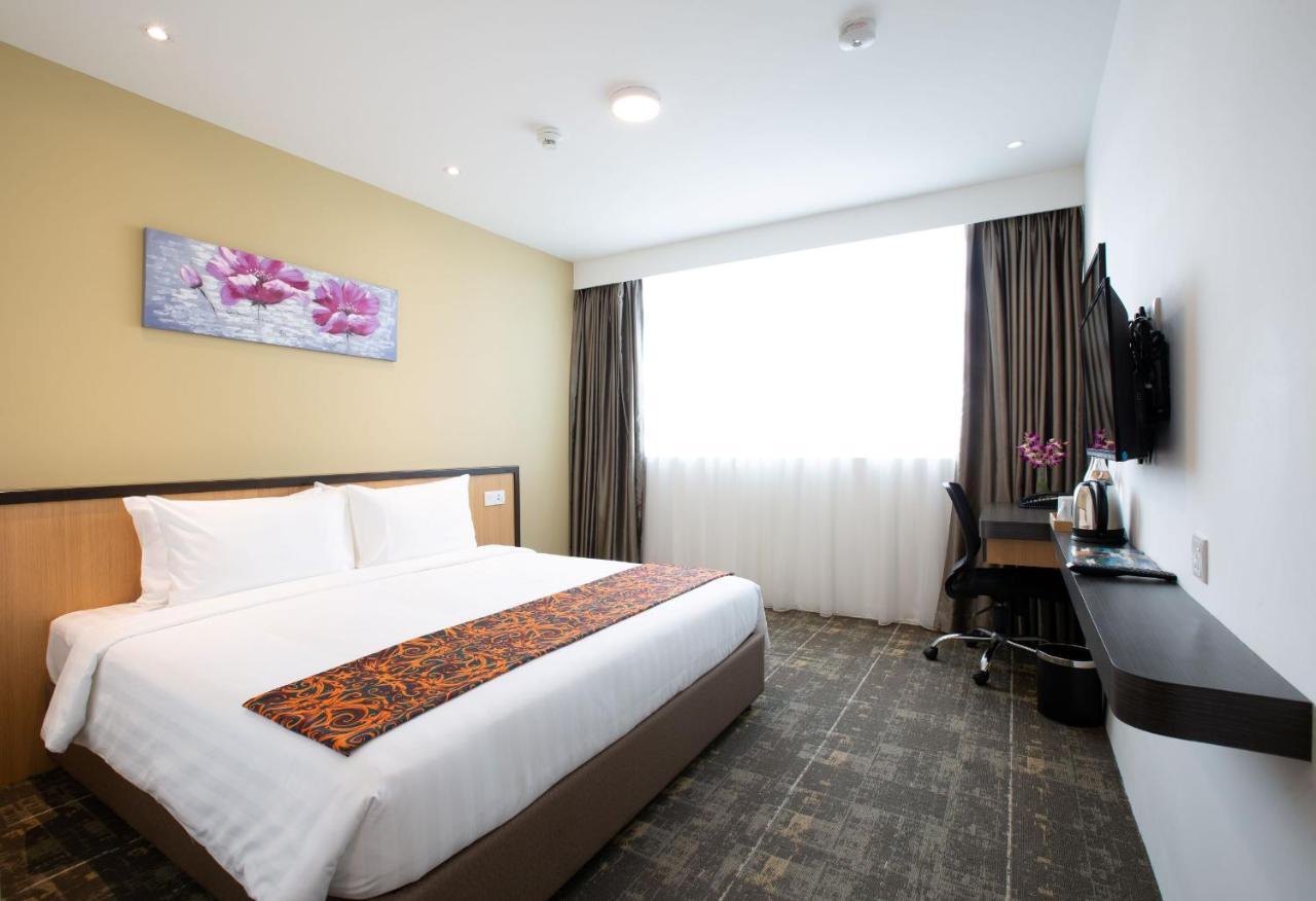 Hotel 7 Suria Kota Kinabalu Ngoại thất bức ảnh